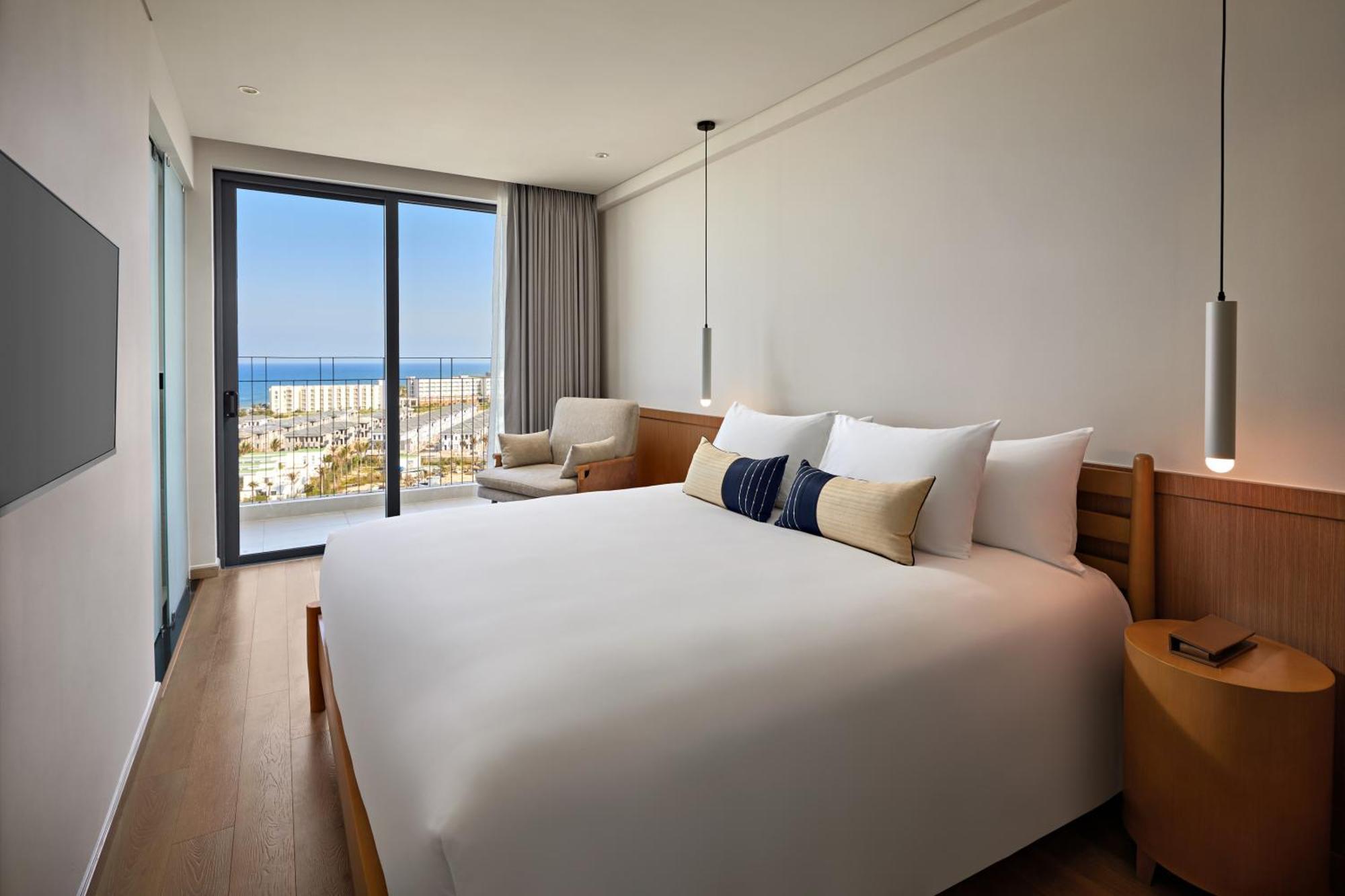 Wyndham Hoi An Royal Beachfront Resort & Villas An Ban Exterior photo