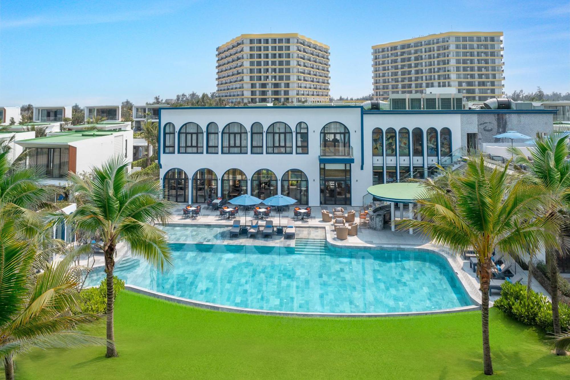 Wyndham Hoi An Royal Beachfront Resort & Villas An Ban Exterior photo