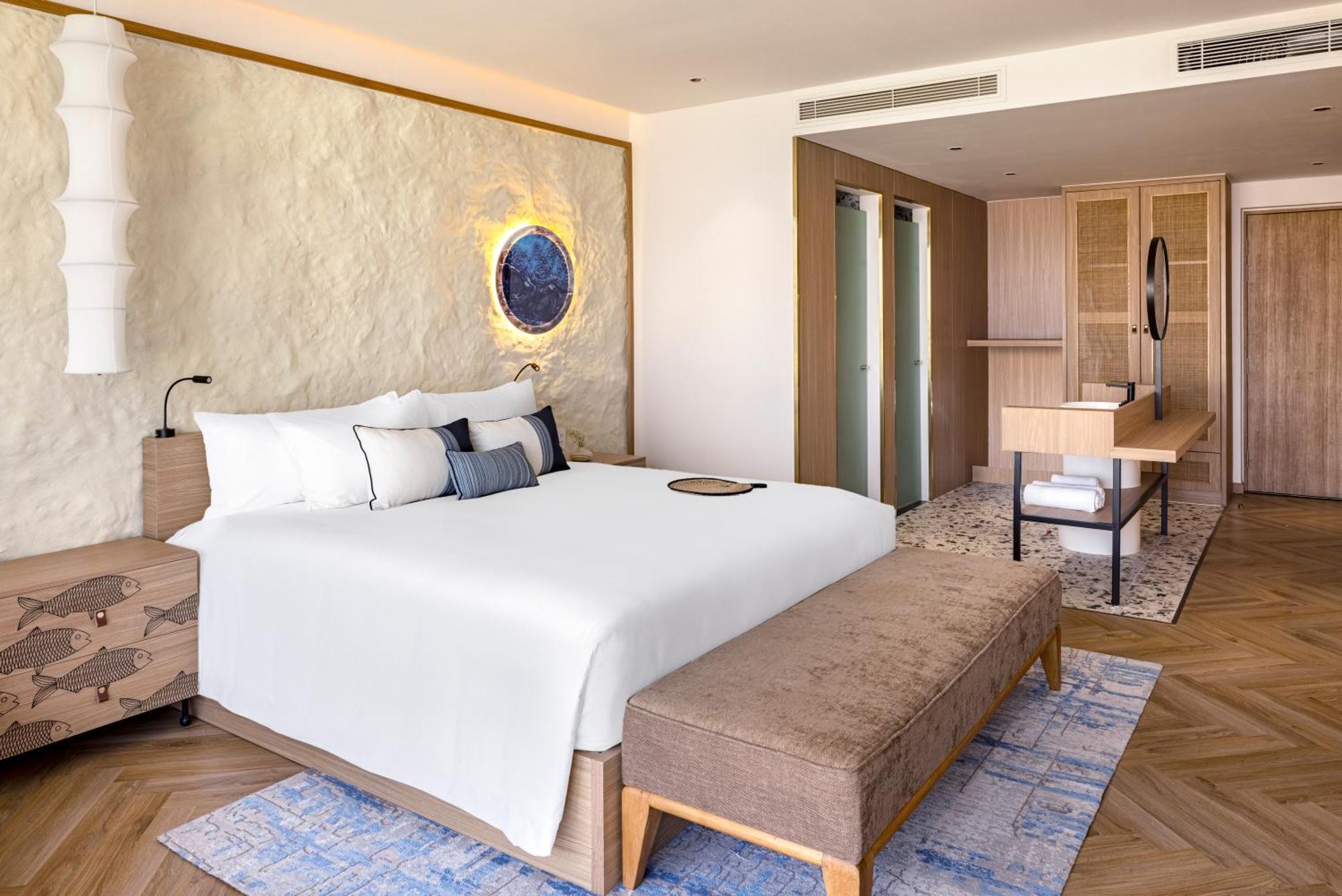 Wyndham Hoi An Royal Beachfront Resort & Villas An Ban Exterior photo