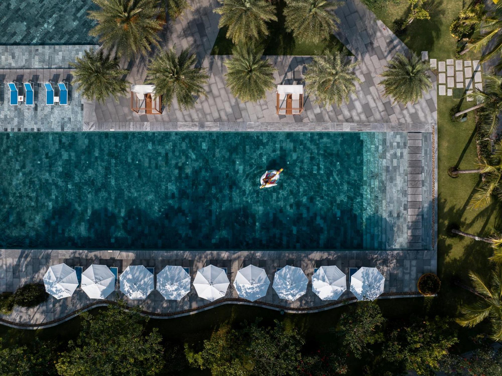 Wyndham Hoi An Royal Beachfront Resort & Villas An Ban Exterior photo